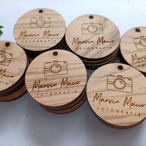 Etiquetas de madera personalizadas, nombre personalizado etiquetas de madera con logotipo, etiqueta grabada personalizada artesanal de madera, etiquetas de regalo grabadas en madera, hechas a pedido imagen 8
