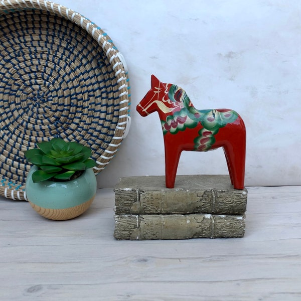 vintage Swedish dala horse, handmade Scandi modern folk art dalarna horse, Nils Olsson label, traditional red orange hand painted design