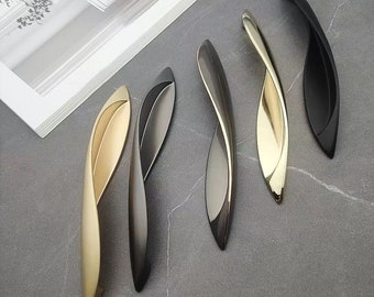 Leaf knob, modern cabinet knob, gold drawer pull, doorknob, brass knob, leaf drawer knob, Knobs Drawer Pulls Handle  Cabinet Hardware