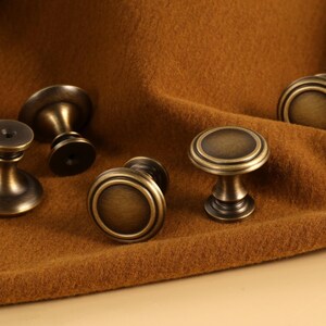 Antique Solid brass drawer knobs handles, Elegant bronze cabinet dresser handles pulls, Brass Kitchen wardrobe handles knobs, Furniture pull