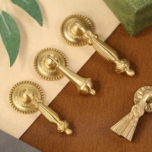 Vintage Pendant Cabinet Handle Pull, Classical flower dresser handles knob, Brass drop drawer handle pull, Wardrobe pull, Cabinet Hardware