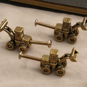 Vintage brass Excavator Drawer Dresser knob Construction Vehicle Cabinet pull knobs Antique Brass Boys Tractor Truck closet Nursery Knobs
