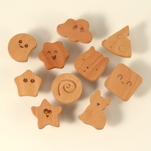 Cute emoticon Cabinet knob handles, Natural Beech Bear nursery drawer pull knob, Cloud moon stars Boho dresser wardrobe knobs pull handles