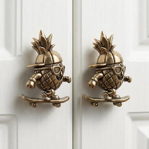 Skateboard Pineapple Cabinet Dresser Handle Knobs Funny Fruit Nursery room Drawer Closet knobs Antique brass Cupboard Kitchen pull knob Kids