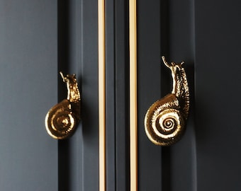 Bouton d'armoire escargot en laiton, bouton de tiroir animal, bouton en laiton, poignée de bouton de tiroir bourdon, poignée de porte, boutons de tiroir poignées quincaillerie d'armoire