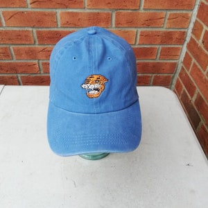 Embroidered cap sky blue 'Tiger' One Size