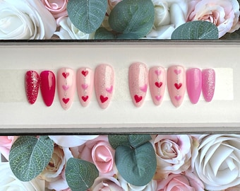 Uñas postizas con purpurina en forma de corazón en rosa pastel y rosa oscuro / Uñas adhesivas / Uñas con pegamento / Uñas postizas / Uñas postizas / Uñas postizas