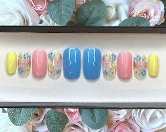 Press on Nails Spring Pastel Daisy Nails | Stick on Nails | Summer Nails | Flower Nails | Spring Nails | Nails