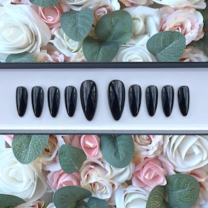 Press on Nails Pure Black Shiny | Stick on Nails | Glue on Nails | False Nails | Fake Nails | Press ons | Black Nails | Witchy Nails