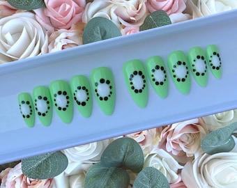 Press on Nails Kiwi Fruit Nails | Stick on Nails | Glue on Nails | False Nails | Fake Nails | Press ons | Lime Green Nails | Summer Fruits