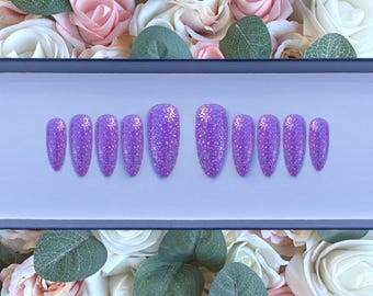 Press on Nails Flieder Lila Holographisch Glitzer | Nagel aufkleben | Kleber auf den Nägeln | Falsche Nägel | Künstliche Nägel | Zum Aufbügeln | Funkelnde Nägel