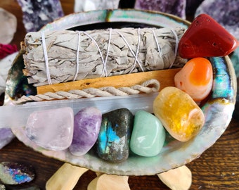 White Sage Smudge Kit, Blue Sage, Cedar, Lavender, Palo Santo, Abalone Shell, Amethyst, for Cleansing, Energy Clearing, Spiritual Cleansing