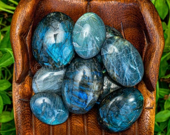 AAA Grade Labradorite Palm Stone, Polished Worry Stone (2-3 inch)