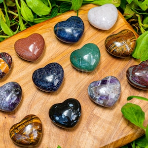 Heart Crystal Set - Hand Carved Heart Stone, Meditation Crystal, Energy Stone, Love Stone, Heart Chakra, Mineral Samples, Home Decoration