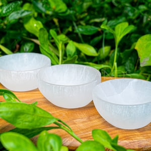 Selenite Crystal Bowl, Crystal Healing Bowl, Selenite Charging Bowl, Crystal Jewelry Collection Bowl, Gemstone Bowl, Charging Bowl