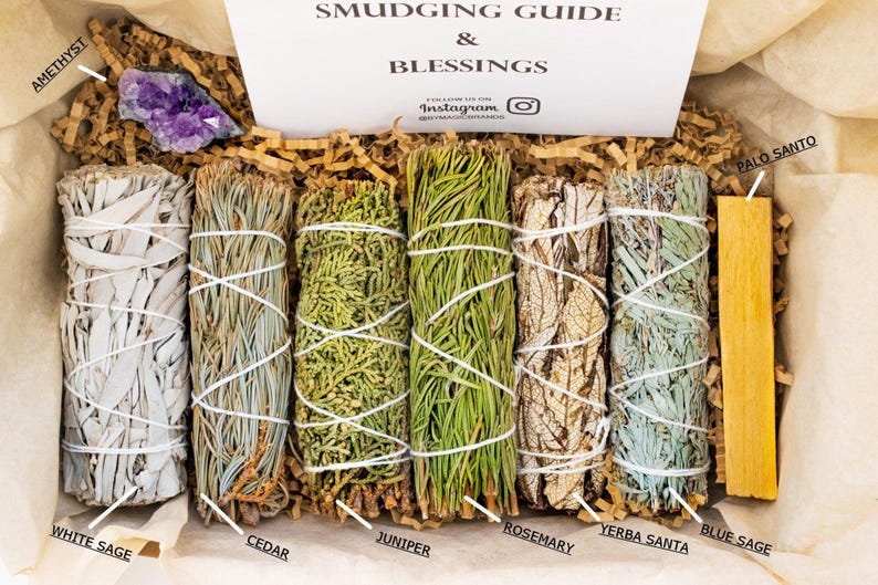 Kit di smudge di salvia, ametista, palo santo, erbe curative immagine 1