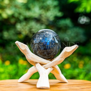 Labradorite Sphere - Labradorite Crystal Sphere - Healing Crystals - Third Eye Chakra Stone - Labradorite with Flash - Polished Labradorite