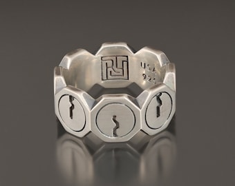 Locksport ring- 8 sided Keyway band in sterling silver