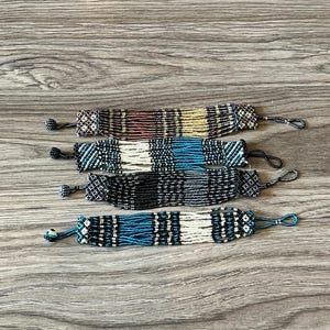 Zama Unisex Zulu Beaded Bracelets- Mixed Hues