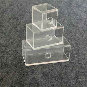 Set of Three Houdini Mounts