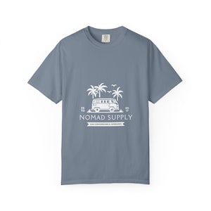Nomad Supply Surf Van-T-shirt | Vintage Camper T-shirt met palmboom afbeelding 8