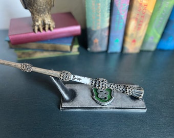 Wizard Wand Stand Holder - Single magic wand display