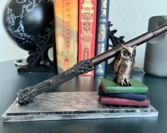 Magic Wand Stand Holder Owl On Books - Wizard Wand Display