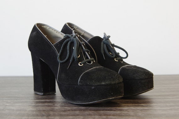 Vintage 1970s Thom McAn Platform Shoes