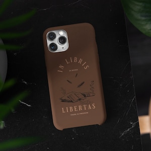 In Libris Libertas Telefoonhoesje, Dark Academia Telefoonhoesje Boek Telefoonhoesje iPhone 13 Pro Max Case Samsung S21 Case Renaissance Art Bibliofiel
