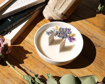 Lavender Floral Candle - Dried Flowers - Wedding - Vegan - Gift