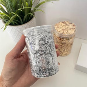 Silver foil flakes for arts and crafts