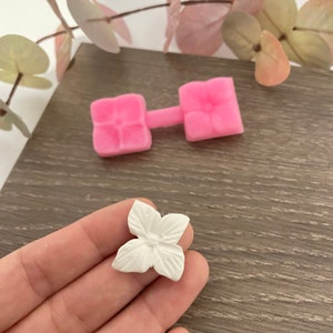Floral Petal Silicone Mould: Polymer Clay & Cake Decoration