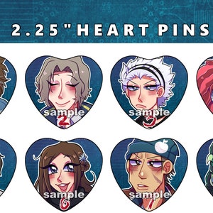 Puede incluir: Ocho pines en forma de corazón de 2,25 pulgadas que representan personajes de estilo anime con diferentes expresiones y colores. Los pines están etiquetados como "sample" con un número del 1 al 8.