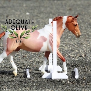 Set of 5 Poles  - Traditional Scale 1:9 for Breyer Model Horse Barns