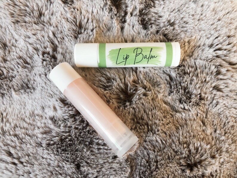 Natural Lip Balm, Moisturizing Tallow Flavored Lip Balm Natural Lip Balm, Moisturizing Tallow Flavored Lip Balm