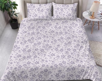 Cute purple lilac bedding set cover, light purple bed set cover with purple ditsy flowers, pretty purple bedroom decor