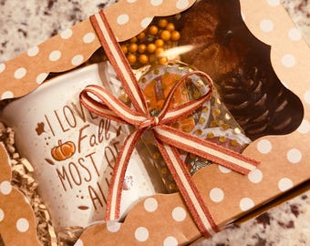 HELLO FALL Gift Box