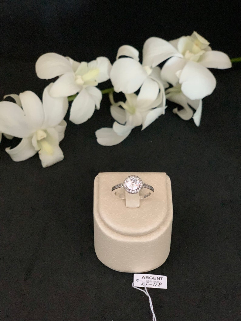 zirconium oxide Massive silver ring
