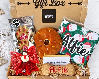 Personalised Dog Christmas Gift Box, Bandana, Treats, Toy (Letterbox Delivery)