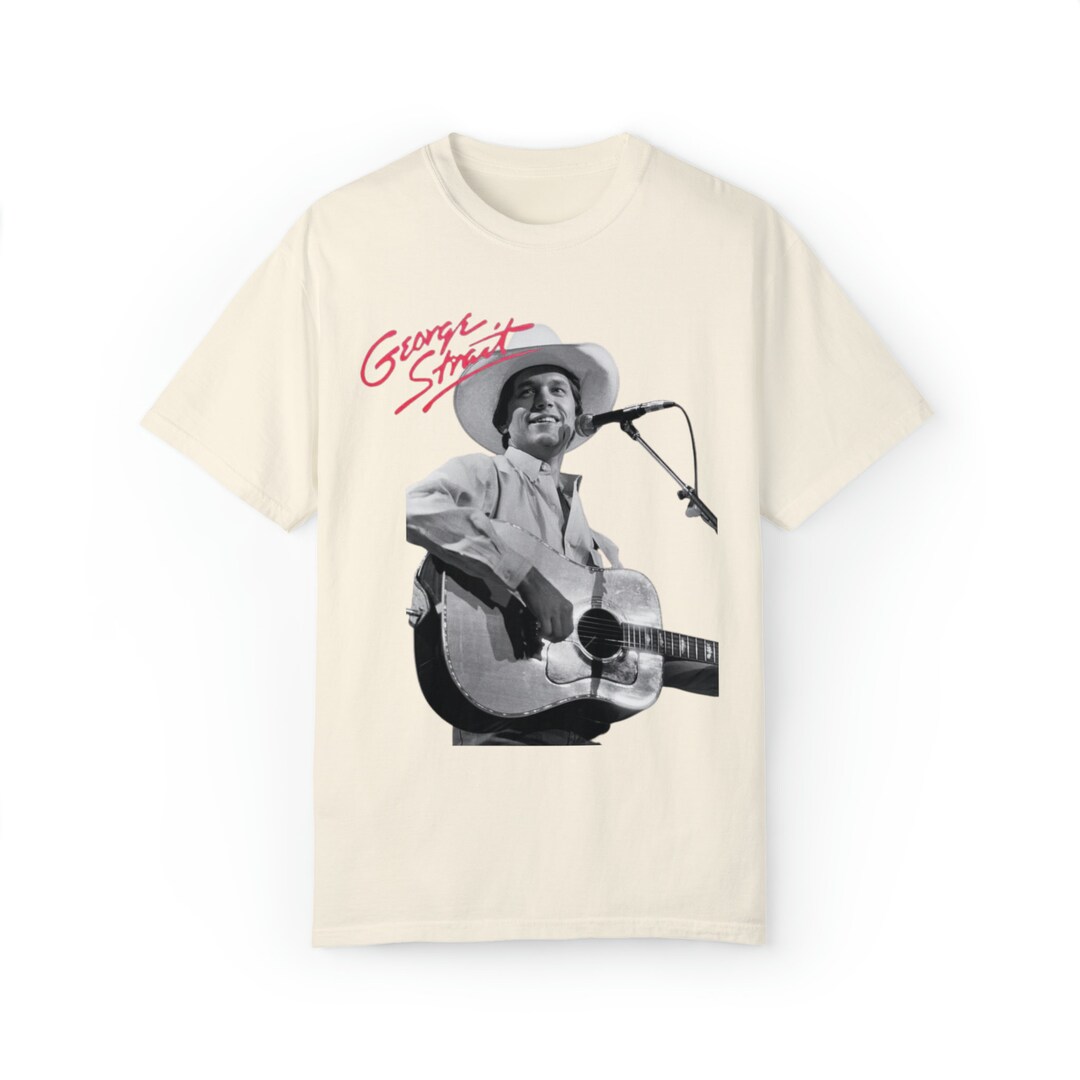 George Strait T-shirt. Vintage George Strait Country Music Shirt