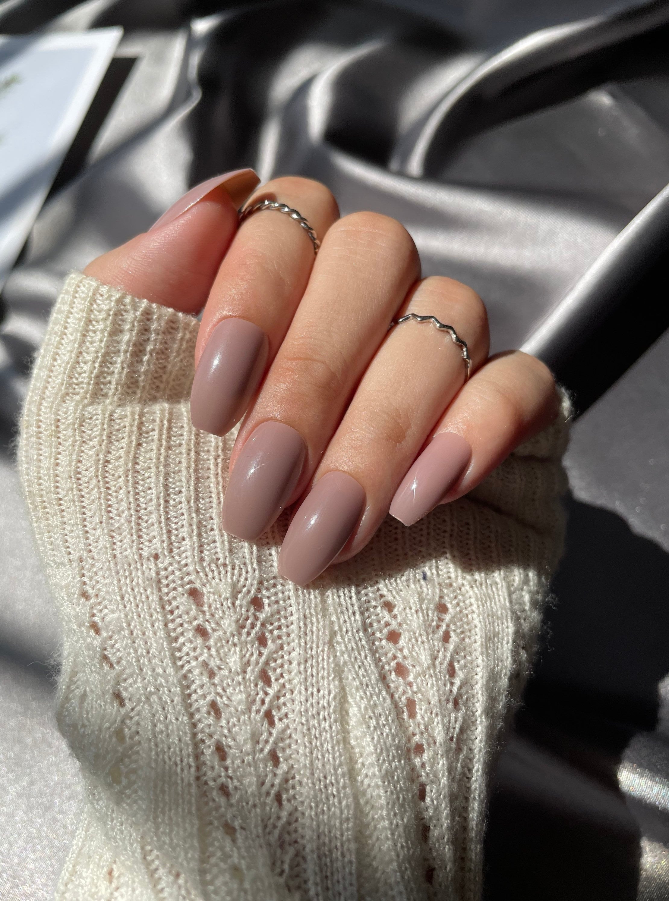 24 Short (But Chic) Coffin Nail Looks to Try