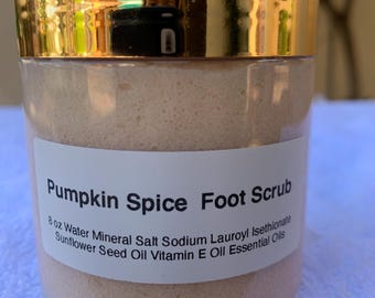 Peeling do stóp z dynią i przyprawami