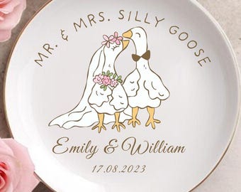 Porte-alliances M. et Mme Silly Goose, porte-alliances personnalisé, plateau à bijoux prénom personnalisé, bol à bijoux coeur, cadeau de fiançailles pour couple