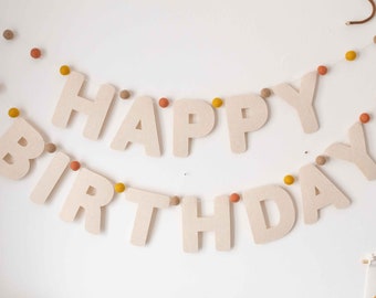 Guirlande joyeux anniversaire en feutre avec boules de feutre, décoration de fête pour anniversaires d'enfants, décoration d'anniversaire