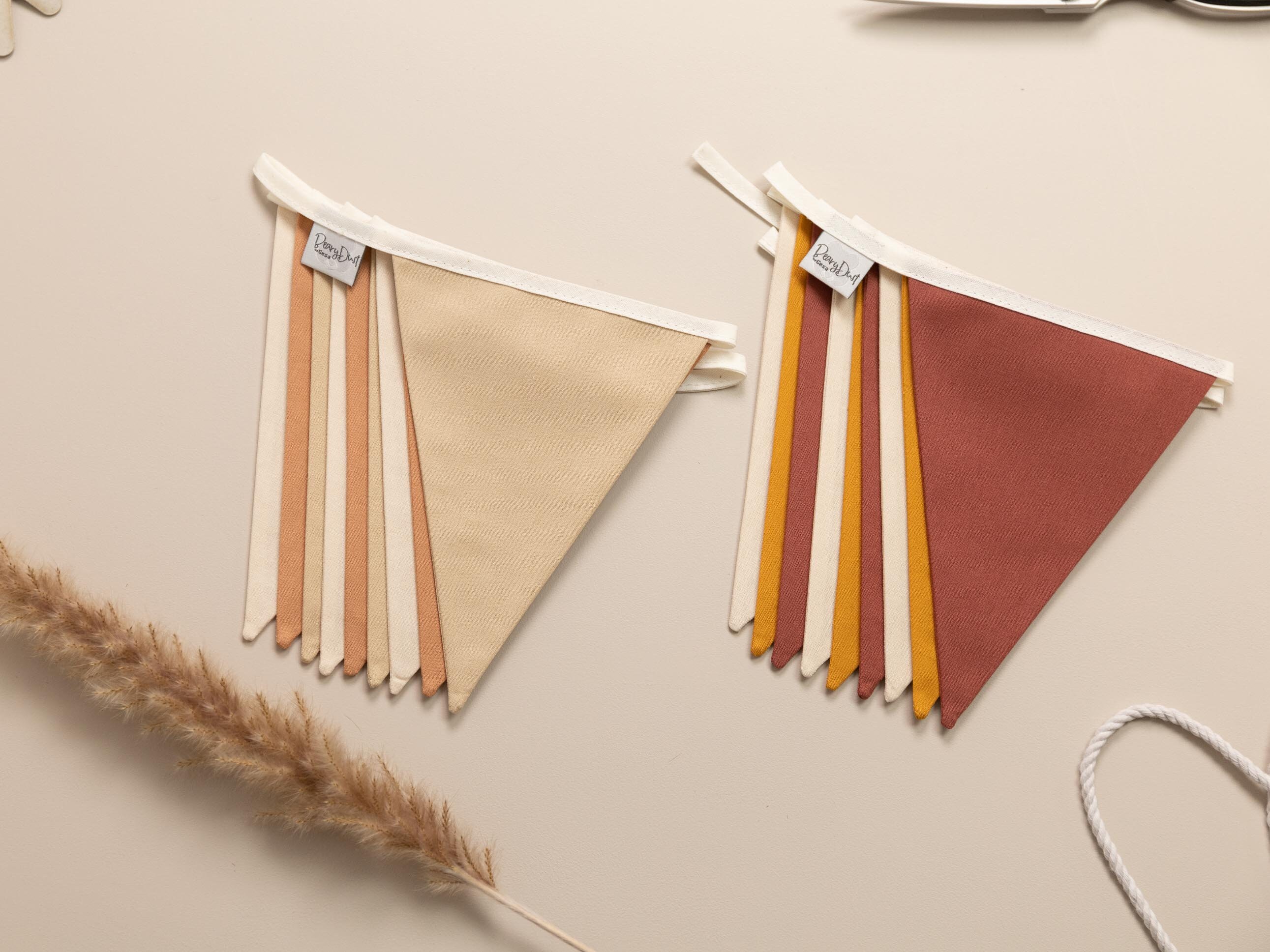 Collier Fanion en Tissu Rouge et Orange - Chambre d'enfants Boho Beary Dust