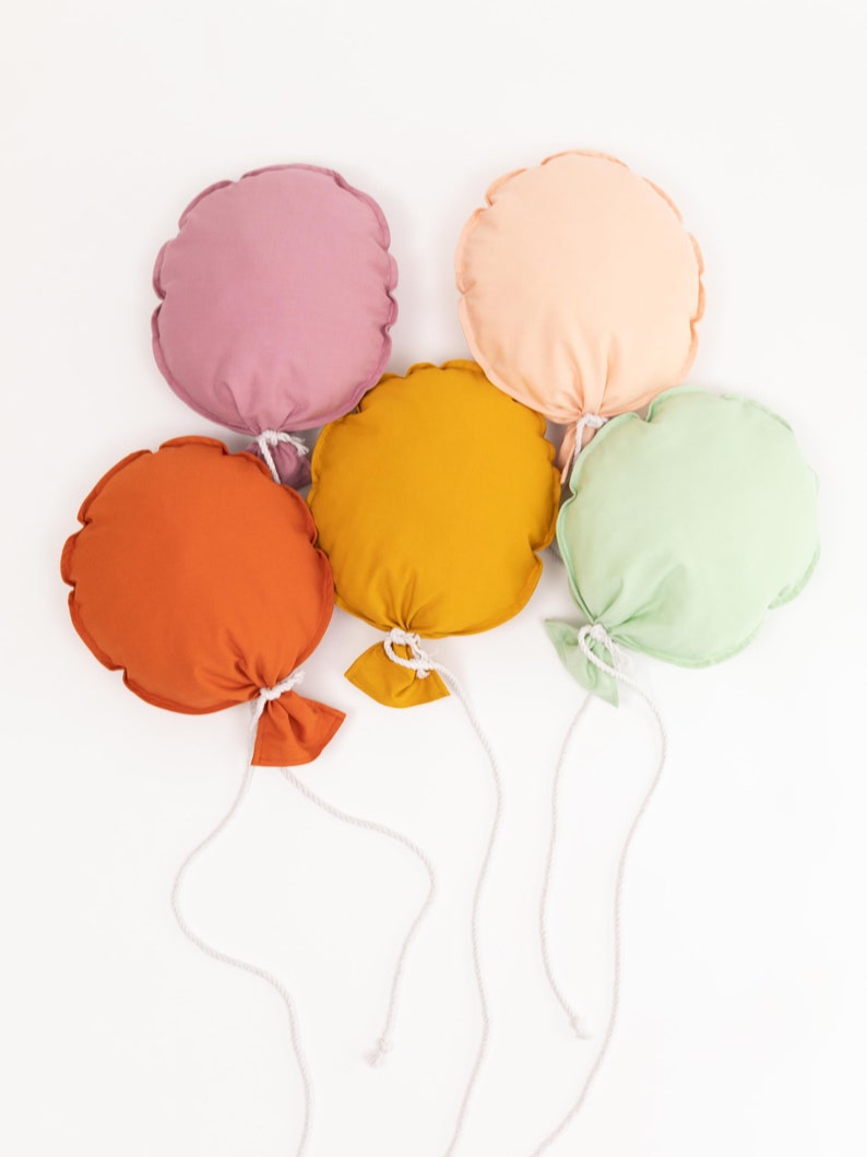 Sewing Pattern and Illustrated Instructions for Fabric Balloon Wall ...