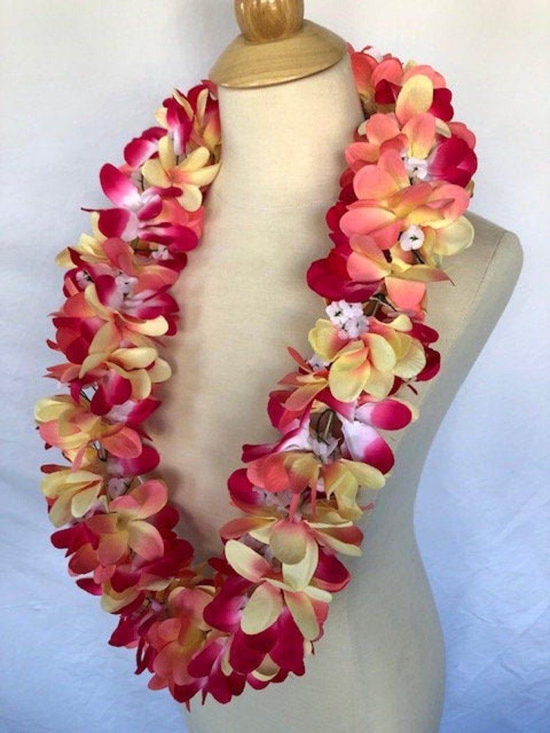Hawaiian Plumeria Poepoe Lei artificial Etsy