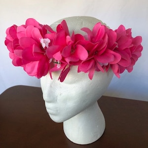 Fascia per capelli con fiori di plumeria hawaiana (artificiali)