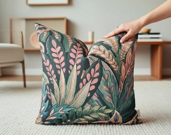 Tropiskt blommigt örngott – Blågrönt korallrosa botaniskt kuddfodral, modern boho heminredning, vardagsrumsdekor med handmålad look