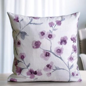 Lila Flowers Pillow, Purple Flower Pillow Cover, Summer Throw Pillow, Very Peri Cushion, Light Purple Floral Pillow, Lavender Throw Pillow